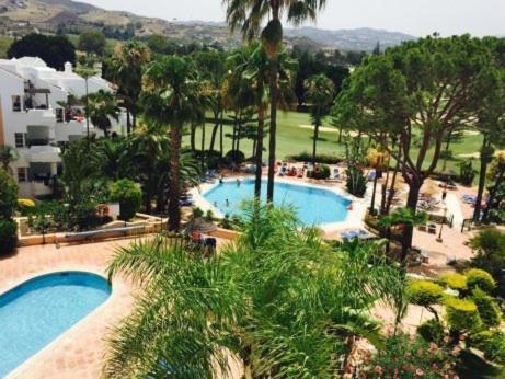 Stylish One Bed Apartment At Matchroom Country Club فوينخيرولا المظهر الخارجي الصورة